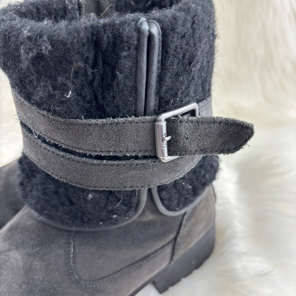 UGG Blayre Black Leather Suede Winter Boots size 12 Woman’s - Picture 6 of 13